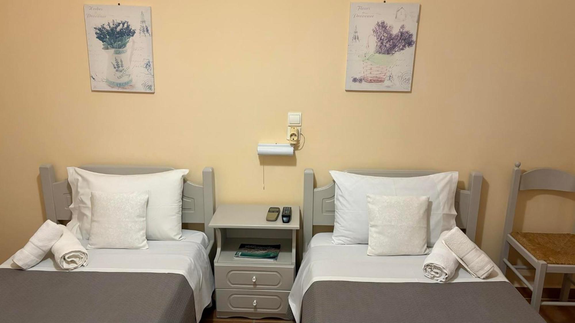 Romanza Rooms Poúlithra Dış mekan fotoğraf