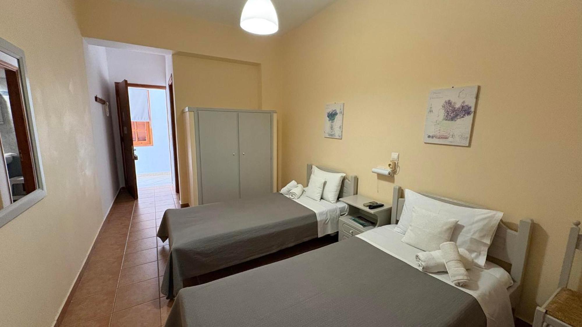 Romanza Rooms Poúlithra Dış mekan fotoğraf